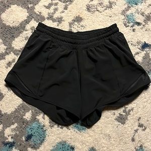 Lululemon hotty hot shorts NEW